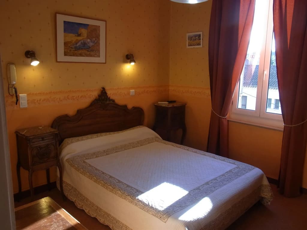 Constantin - Photo 4