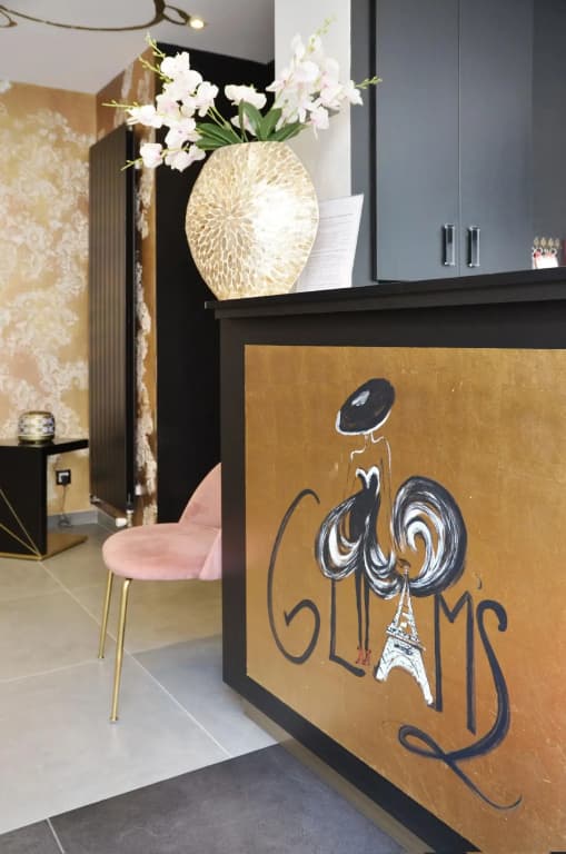 Le Glam's Hôtel - Photo 1