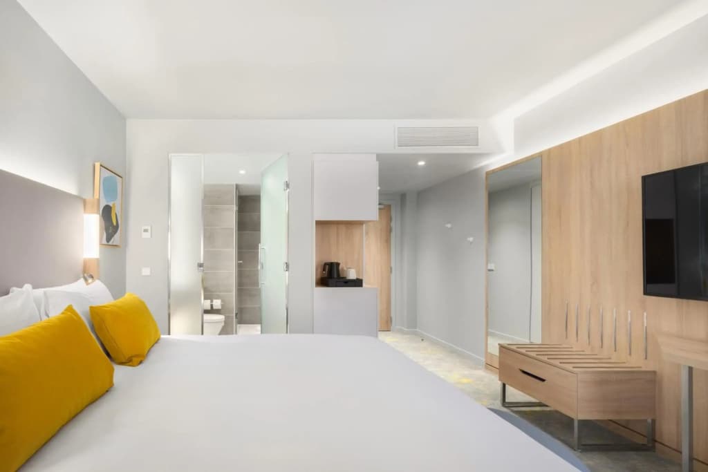 Courtyard by Marriott Paris Charles de Gaulle Central Airport - Photo 5