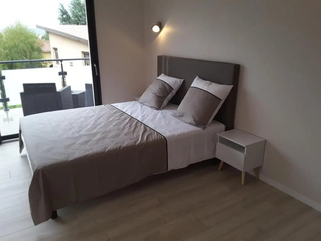Villa'vi Lyon Est Chambres d'Hôtes - Photo 2