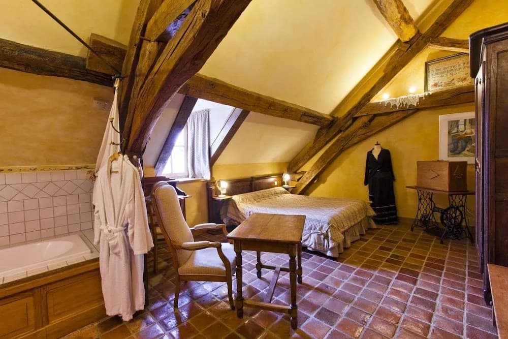 Auberge De La Beursaudiere - Miniature 8