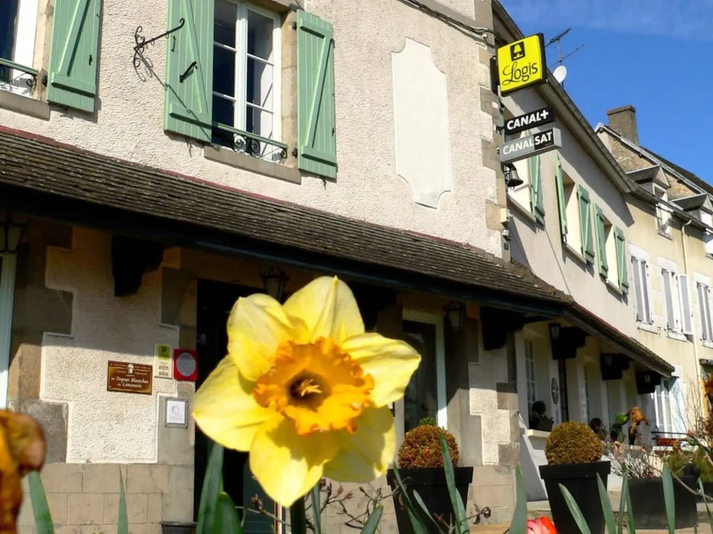 Hôtel Nougier - Photo 1