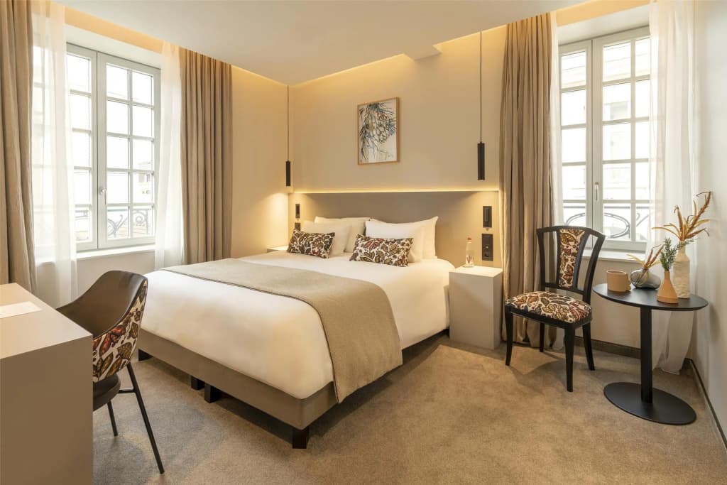 Best Western Premier Le Chapitre Hotel & Spa - Photo 4