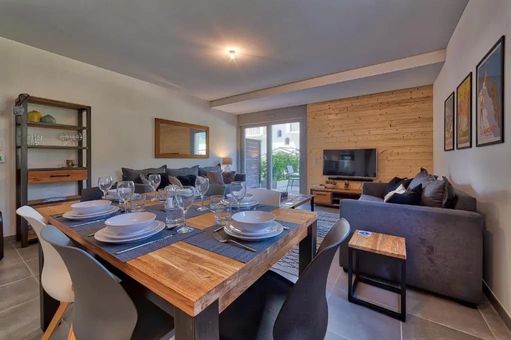 Base Camp: Residence Ferme de Montenvers - Photo 1