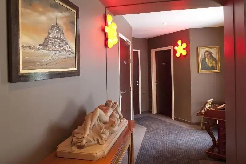Logis Hotel la Source Bleue - Photo 5