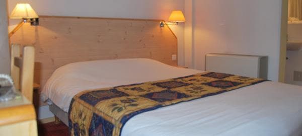 Doubs Hotel - Hostel - Photo 5