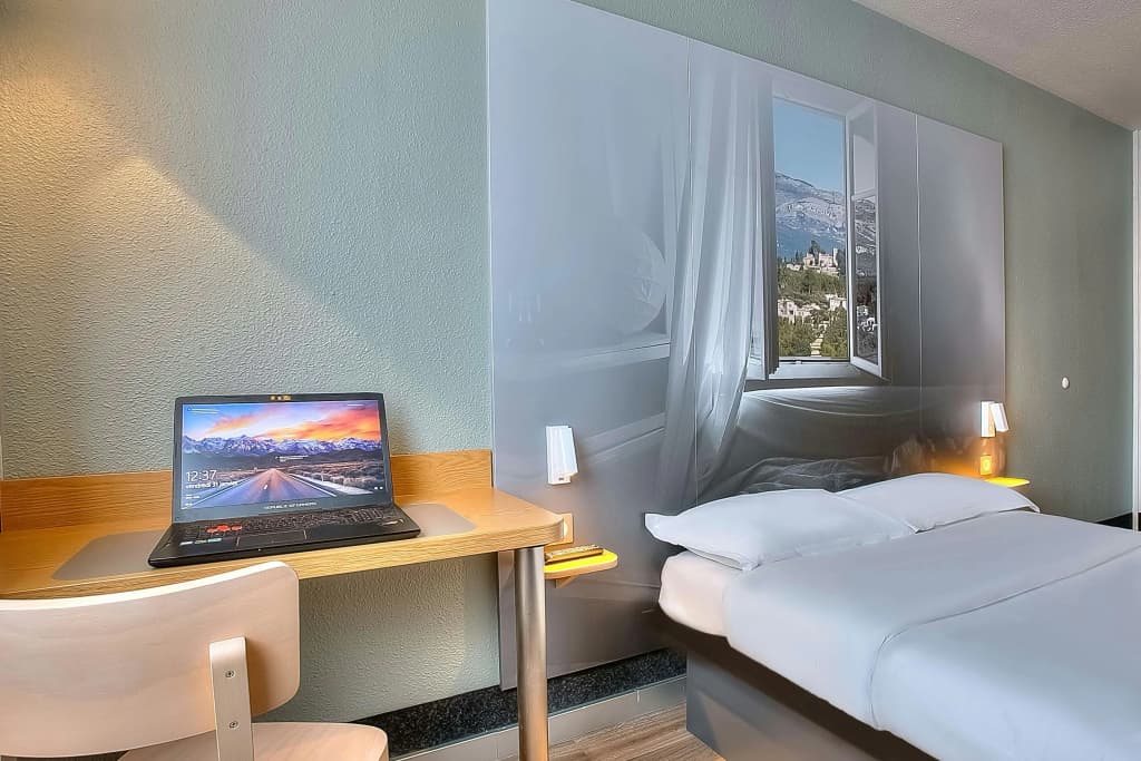 B&B HOTEL Antibes Sophia Antipolis - Photo 2