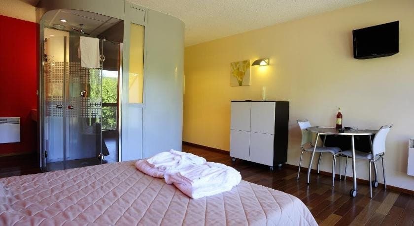 Natural Spa & La Residence - Photo 5