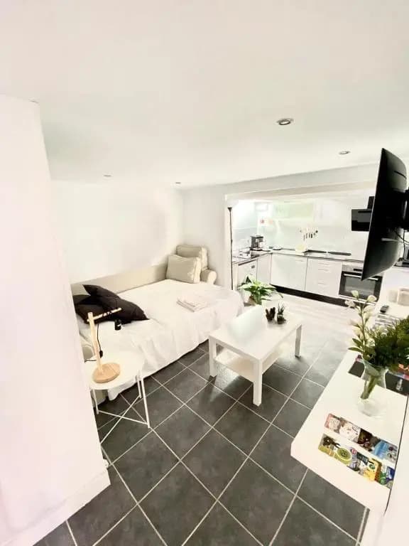 Jolie appartement individuel, dans un quartier calme très proche de la plage. - Photo 1