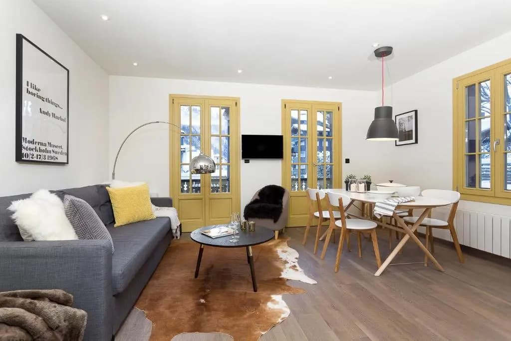 CHALET SUISSE - Alpes Travel - Central Chamonix - sleeps 4 - Photo 4