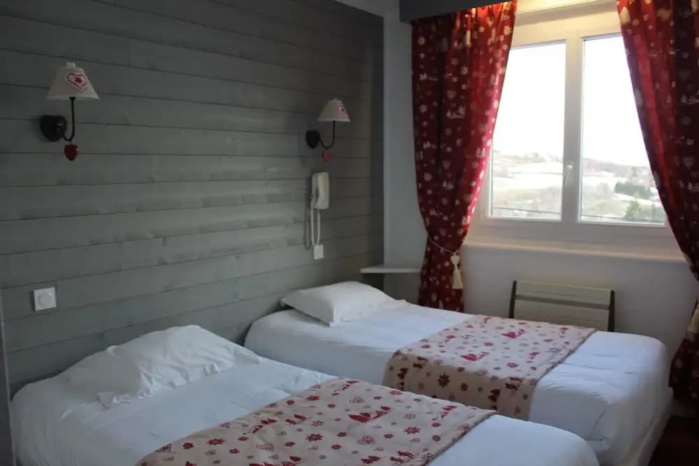 Hôtel les Charmilles - Photo 5