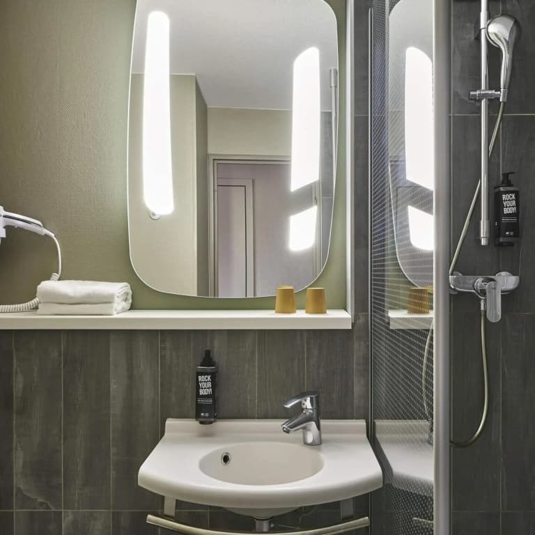 ibis Marne La Vallee Emerainville - Miniature 8