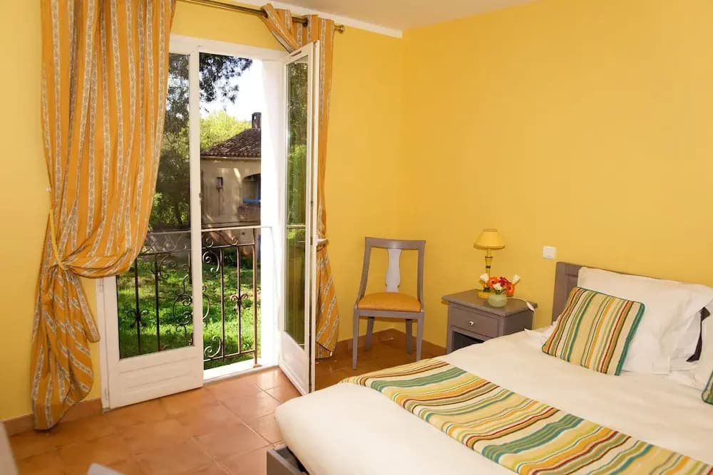 Villa Sainte Anne - Miniature 6