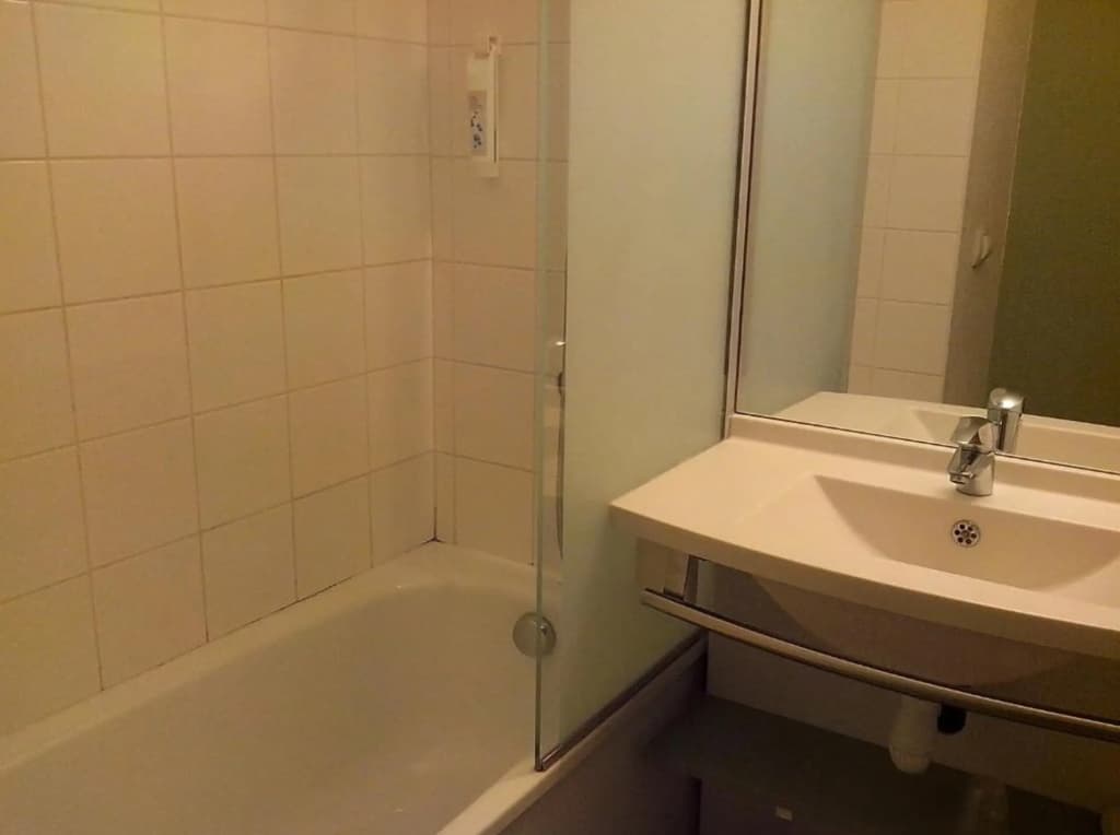 ibis budget Poitiers Sud - Miniature 7