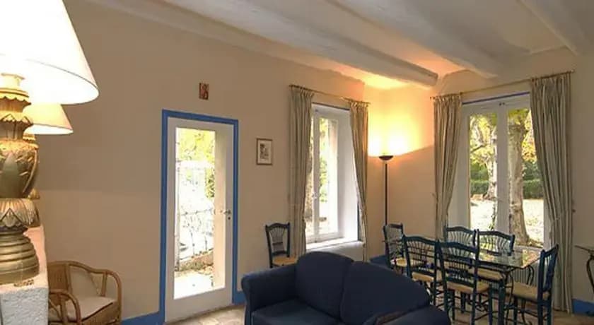 Le Pavillon de Valmousse - Photo 2