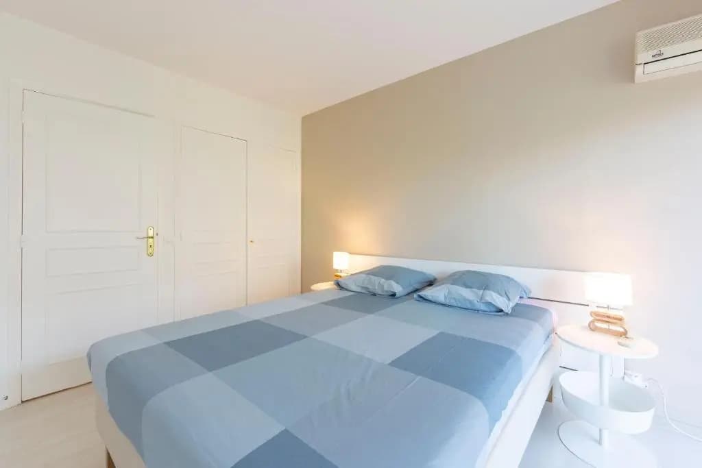 Apartment Seaside - Photo 1