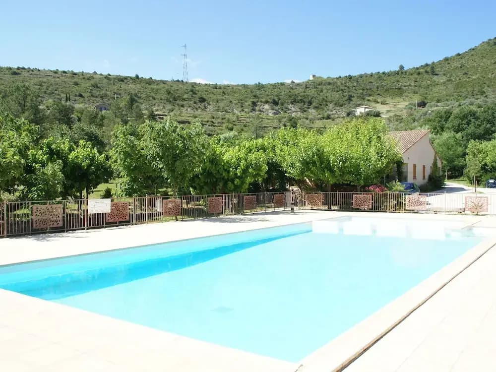 Holiday Home in Les Assions Near Bois de Paiolive - Photo 5