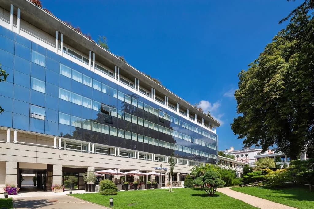 Le Riviera – Hôtel, Restaurant & Spa - Photo 1
