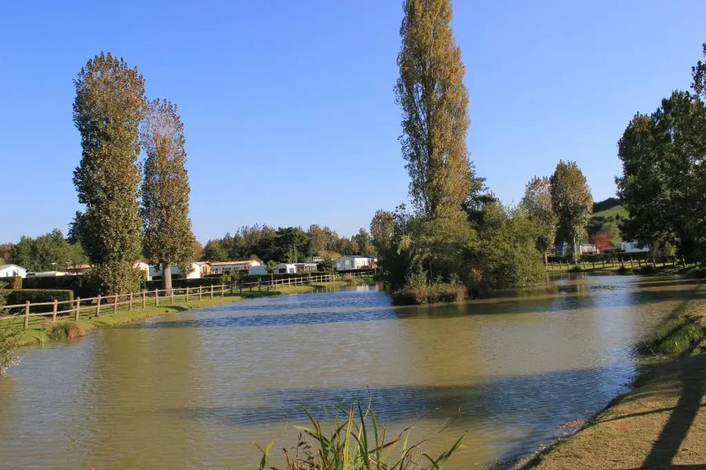 Camping Le Marqueval - Photo 1