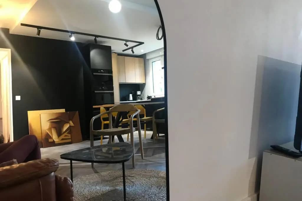 Nid Douillet - BEL APPARTEMENT avec GARAGE - Photo 1