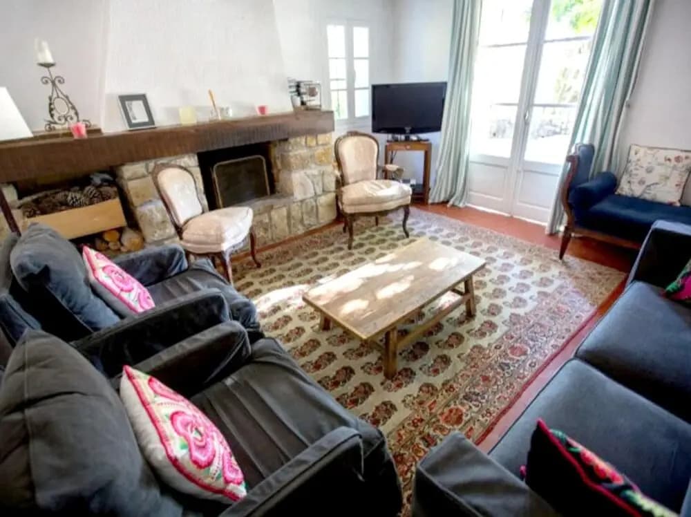 Property With 5 Bedrooms In Mouans-sartoux, With Wonderful Mountain View, Private Pool, Enclosed Garden - 17 Km From The B...