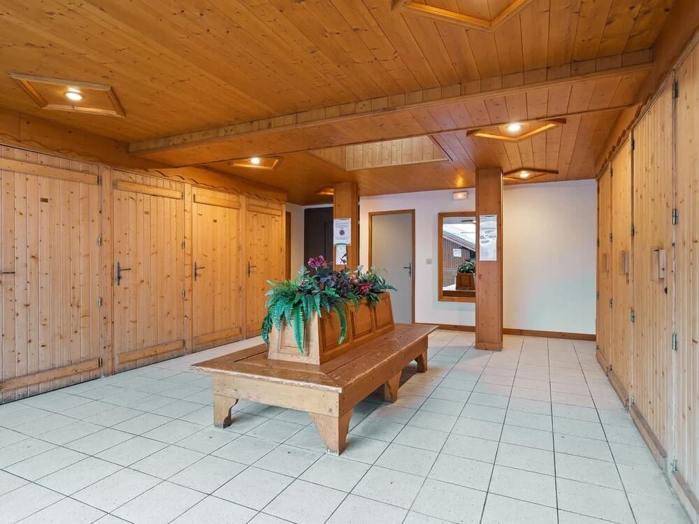 Beautiful Apartment in Champagny-en-Vanoise with Balcony - Photo 2