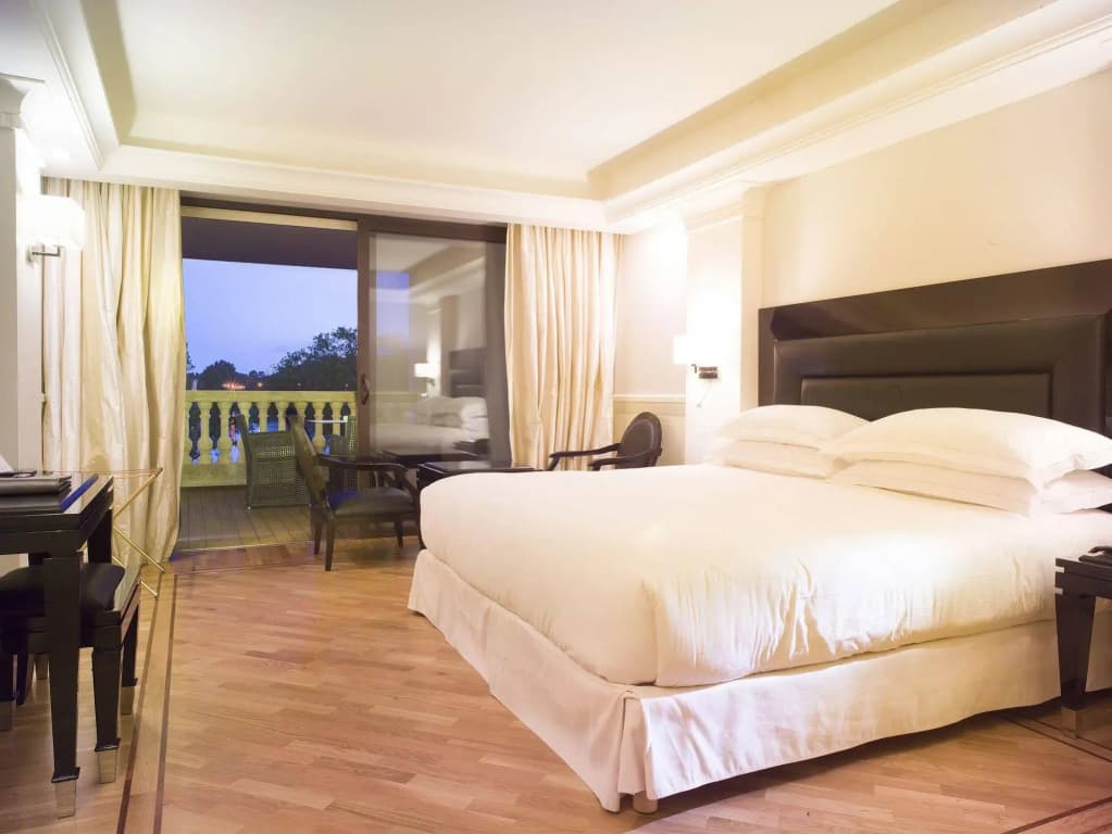 Hotel Don Cesar - Photo 2