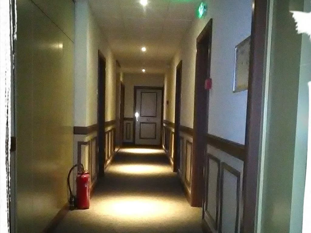 Residence Hotel Les Ducs De Chevreuse - Miniature 7