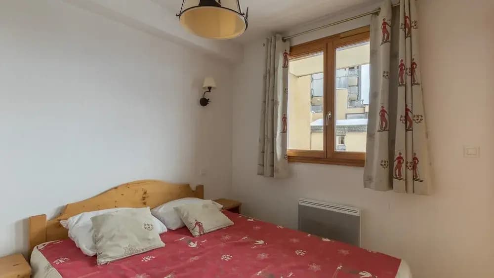 Apartment in Orcieres With Ski Slope Access - Photo 4
