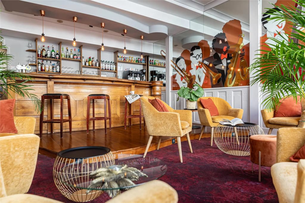 Best Western Le Bristol - Photo 2