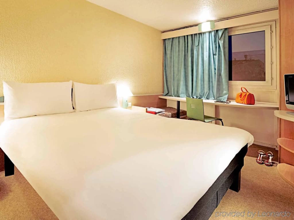 Ibis Montpellier Sud - Photo 2