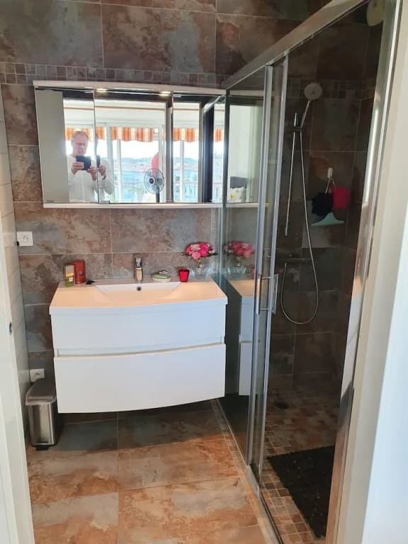 2 Bedroom Apartment in a Secure Residence in Mandelieu With a Shared Pool and Close to the Center - 2301 - Miniature 7