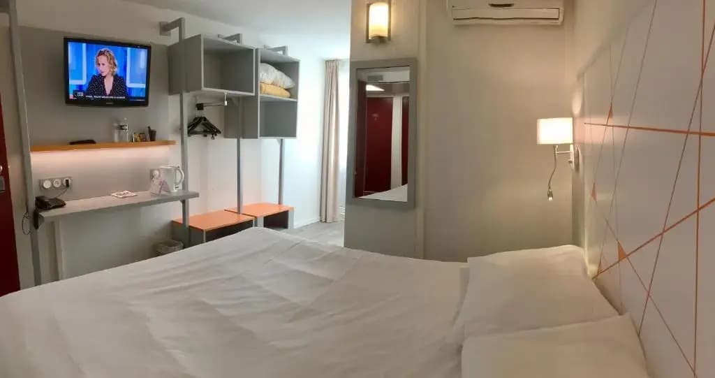 Hôtel du Parc Euromédecine - Photo 5