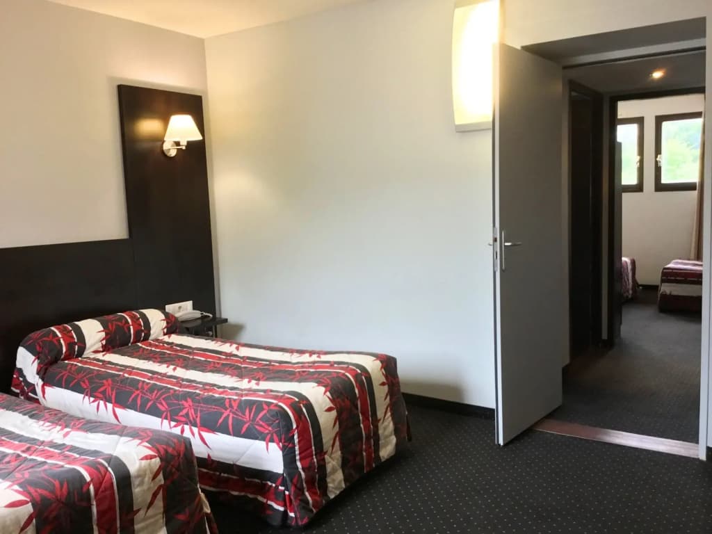 Hôtel Alliance Lourdes - Miniature 7