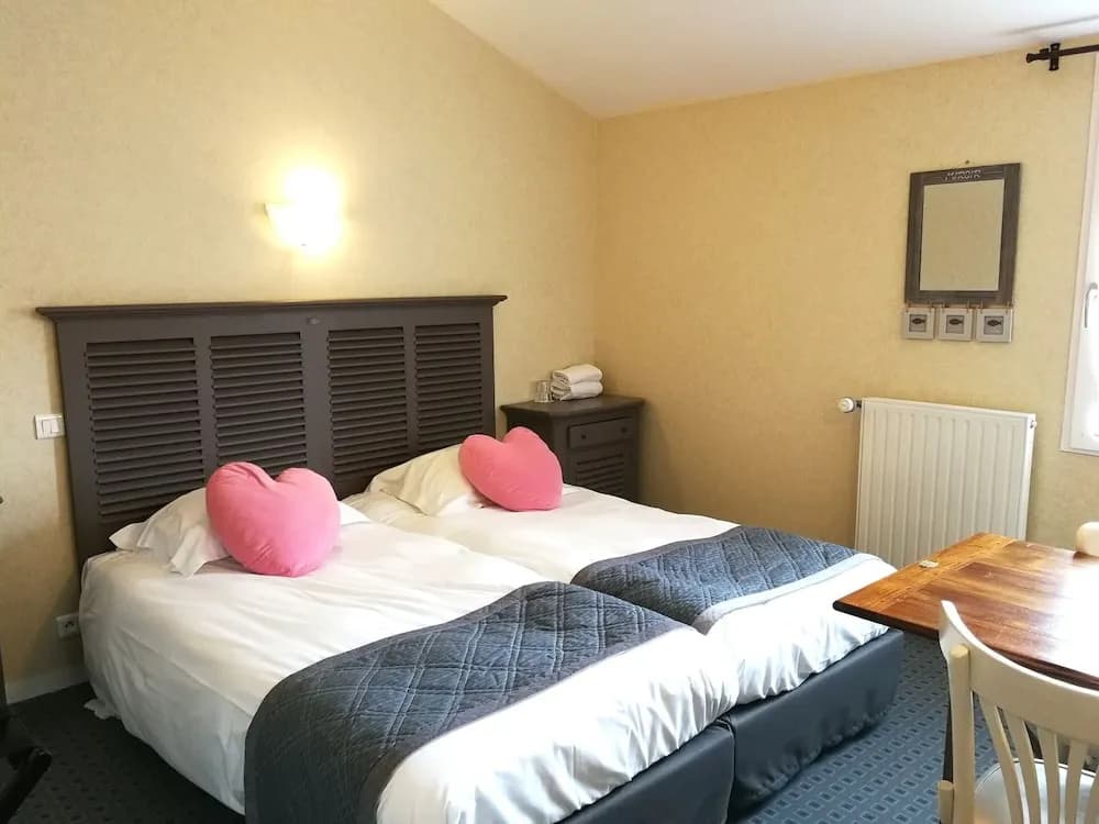 Auberge de Carolles - Photo 2