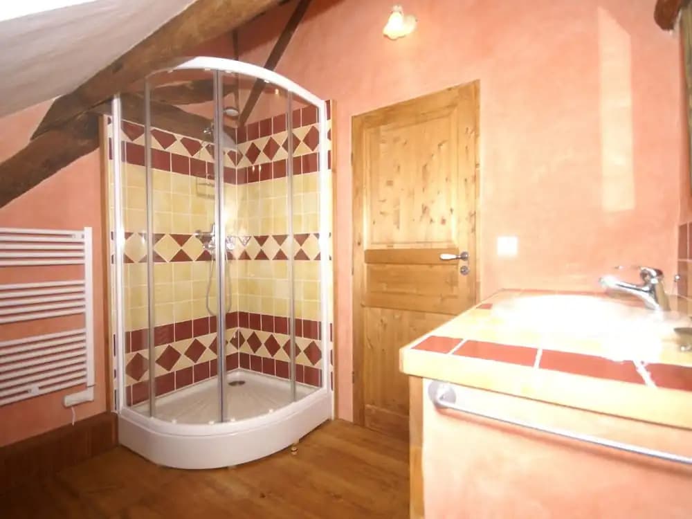Spacious Holiday Home in Alvignac with Swimming Pool - Miniature 8