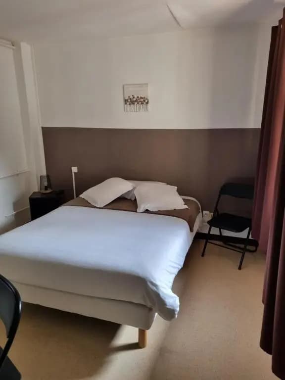 hotel du commerce - Photo 2