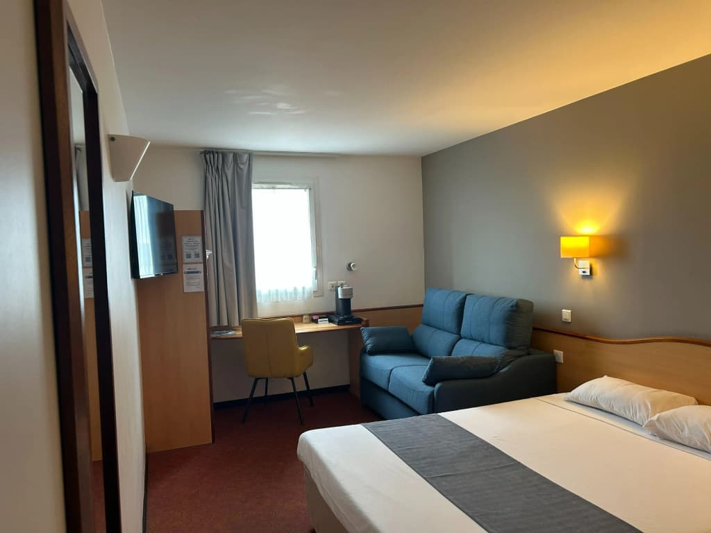 Brit Hotel Confort Montauban - Photo 3