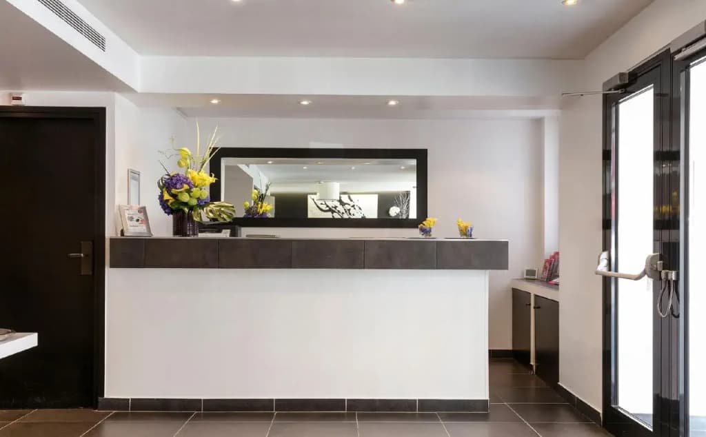 Hotel Standard Design - Photo 2