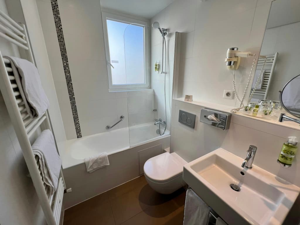 Holiday Inn Paris - Auteuil by IHG - Miniature 8