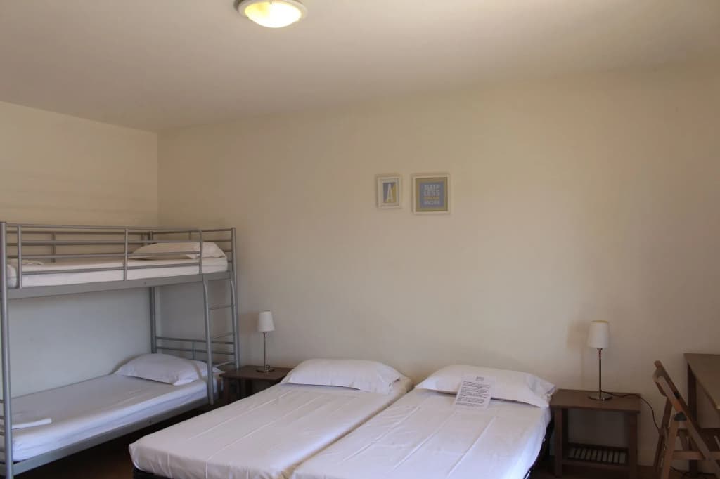 Hotel & Studios Astor - Photo 4
