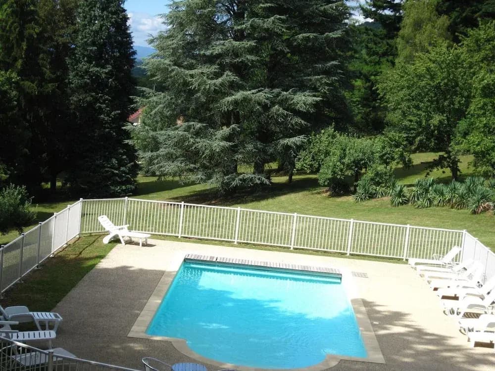 Apartment in Serrieres Castle Near French Alps - Photo 4