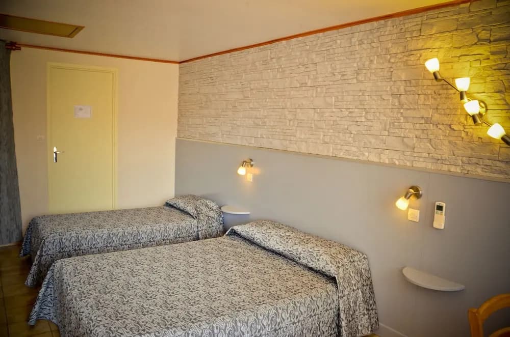 Hôtel les Pins - Photo 5