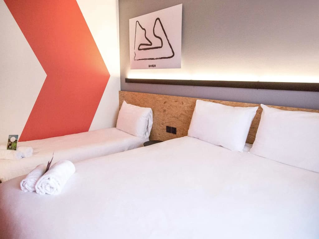 ibis Styles Bâle-Mulhouse Aéroport - Photo 4