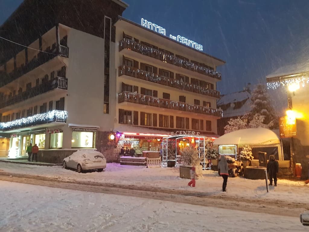Hôtel du Centre - Photo 1