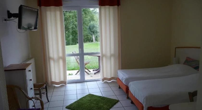 Hotel de l'Ile d'Amour - Miniature 7