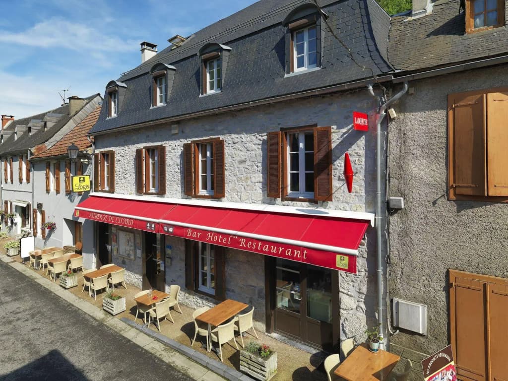 Hotel Auberge de l'Isard - Photo 1