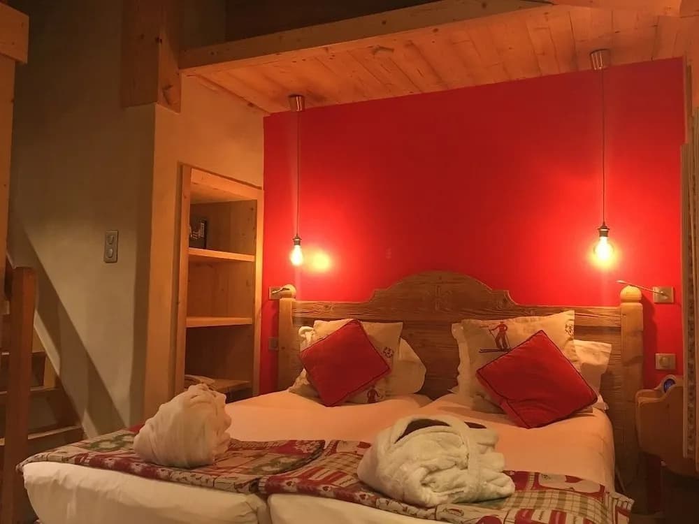 Hôtel & Chalets Le Samovar - Photo 3