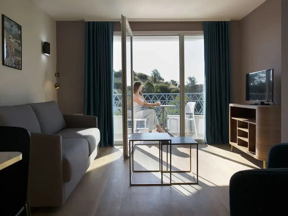 Apartment in Chatel-guyon Near Volcanoes - Photo 5