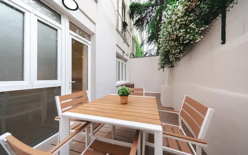 AC Apartment With Terrace in the Center of Paris - Miniature 8